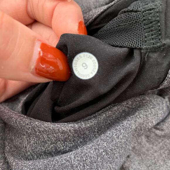 Lululemon On The Fly Pant 28" Womens Pull on Pants Size 6 Charcoal Grey - Picture 12 of 13